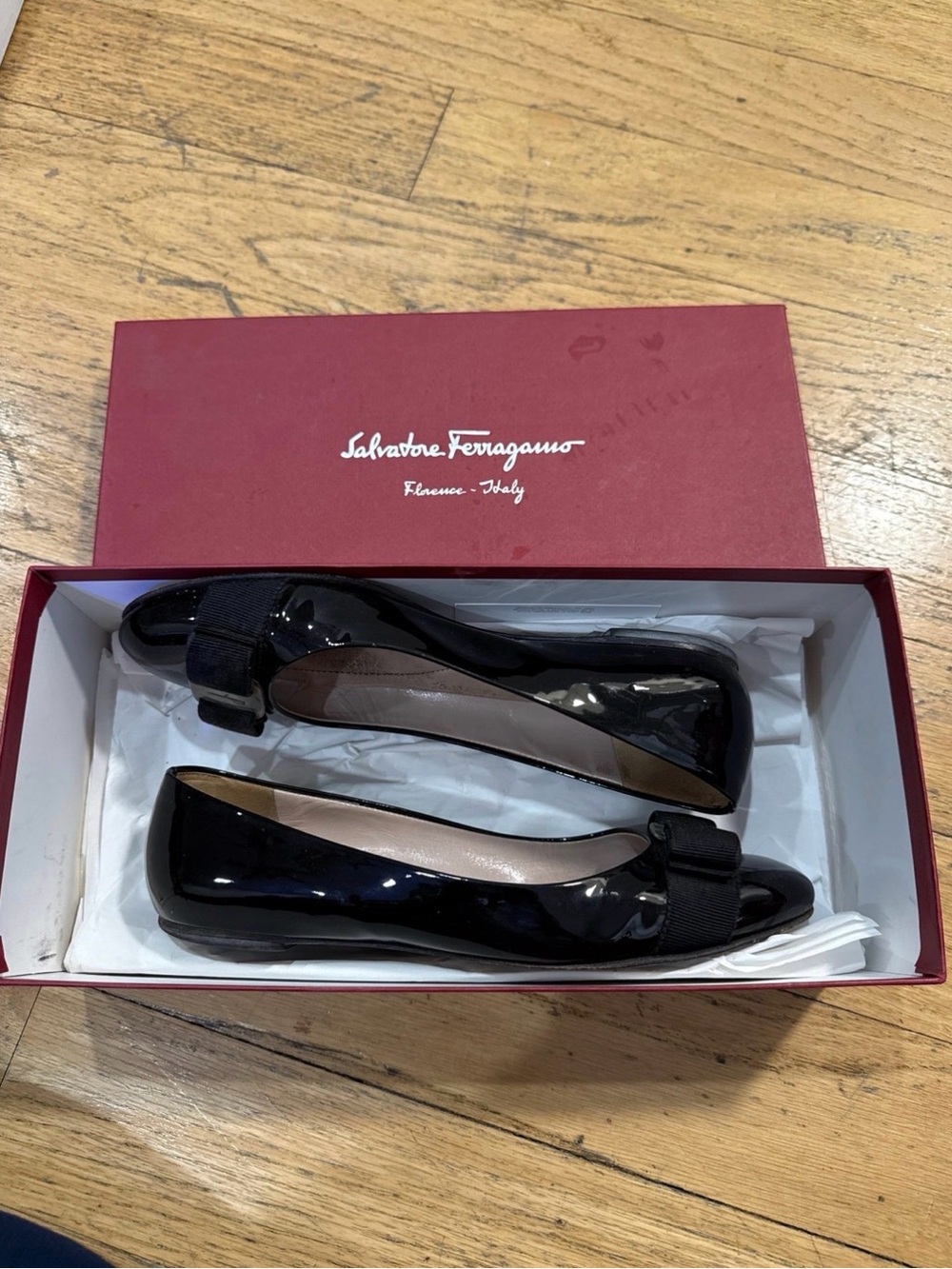 Salvatore Ferragamo Varina Flats